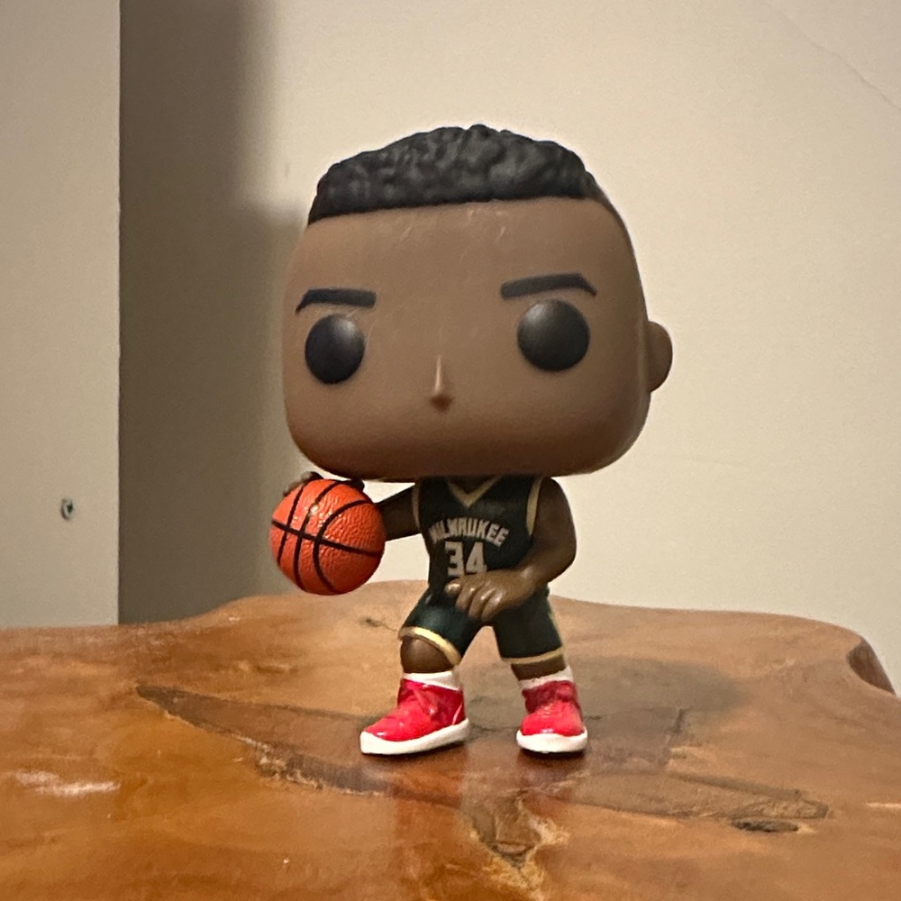 Giannis Antetokounmpo Bucks Funko